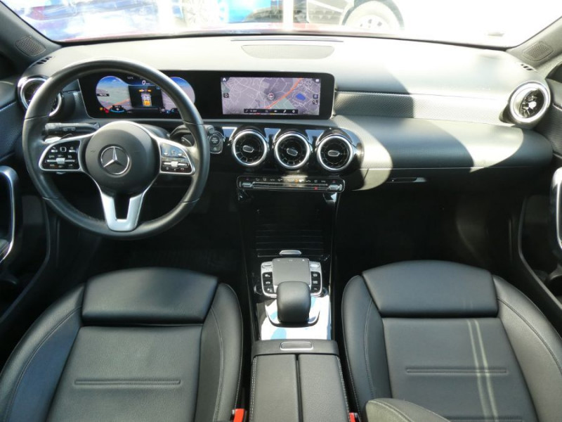 Photo 20 de l'offre de MERCEDES-BENZ CLASSE A IV 180 D 7G-DCT PROGRESSIVE LINE CUIR Grand GPS Camera à 25850€ chez Mérignac auto