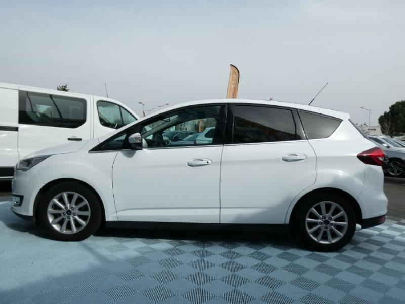 Photo 11 de l'offre de FORD C-MAX I 1.5 TDCI 120 BVM6 Ph.2 TITANIUM TOIT Pano Hayon EL. à 13950€ chez Mérignac auto