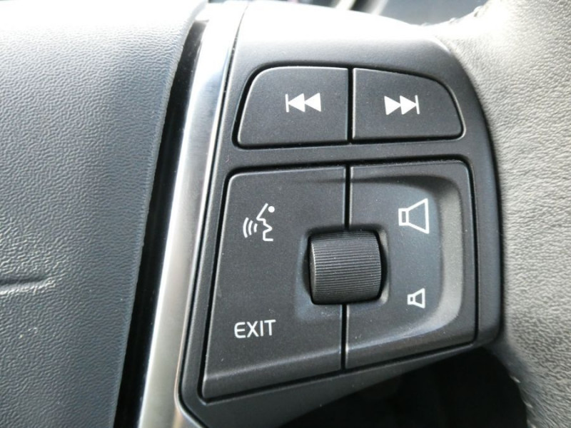 Photo 26 de l'offre de VOLVO V40 T3 1.5 152 BVA6 MOMENTUM GPS LED Radars à 21490€ chez Mérignac auto