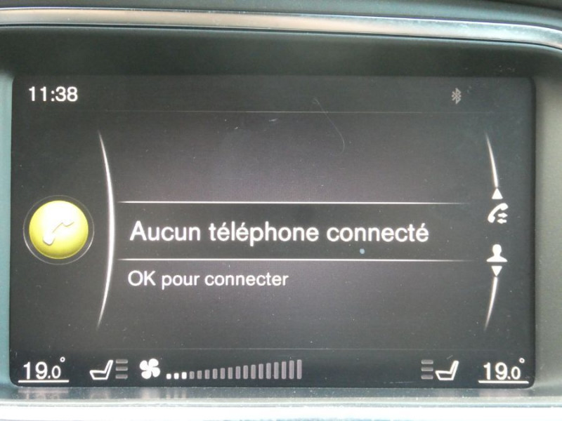 Photo 31 de l'offre de VOLVO V40 T3 1.5 152 BVA6 MOMENTUM GPS LED Radars à 21490€ chez Mérignac auto