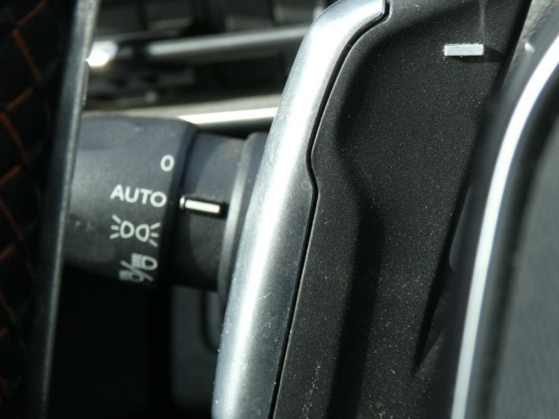 Photo 26 de l'offre de PEUGEOT 3008 II 1.2 PureTech 130 EAT6 ACTIVE à 22980€ chez Mérignac auto