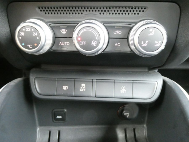 Photo 20 de l'offre de AUDI A1 1.6 TDI 90 AMBITION 3P Xénon JA16 Bluetooth à 11350€ chez Mérignac auto