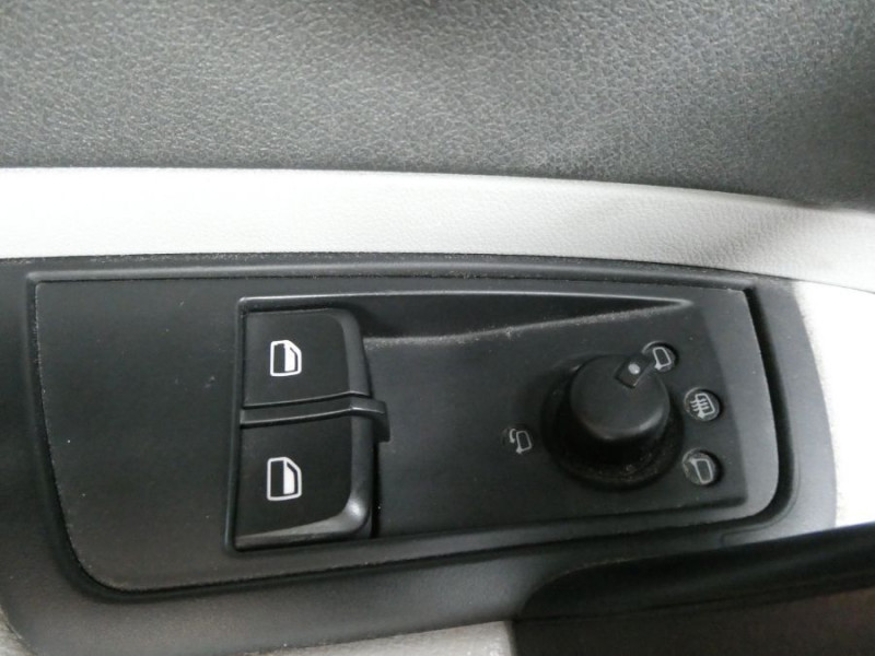 Photo 15 de l'offre de AUDI A1 1.6 TDI 90 AMBITION 3P Xénon JA16 Bluetooth à 11350€ chez Mérignac auto