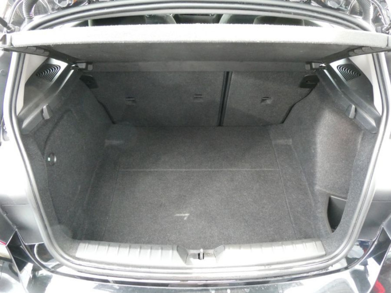 Photo 17 de l'offre de BMW SERIE 1 (F20) 116i 110cv BVM6 3P PACK Clim Auto JA18 à 16950€ chez Mérignac auto