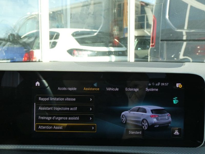 Photo 29 de l'offre de MERCEDES-BENZ CLASSE A IV 180 D 7G-DCT PROGRESSIVE LINE Toit Ouvrant Grand GPS Camera JA17 à 26450€ chez Mérignac auto