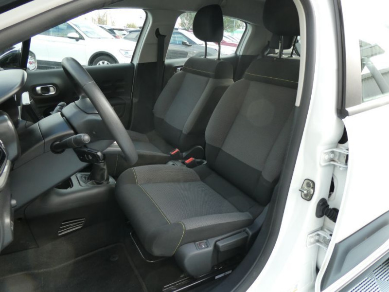 Photo 5 de l'offre de CITROEN C3 III (2) 1.2 PureTech 83 SHINE Mirror Link 4VE SC à 15750€ chez Mérignac auto