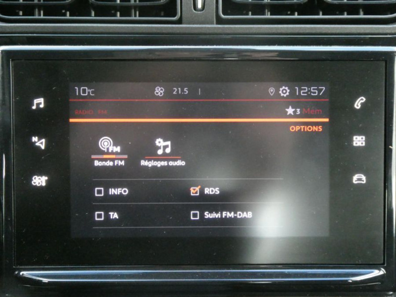 Photo 28 de l'offre de CITROEN C3 III (2) 1.2 PureTech 83 SHINE Mirror Link 4VE SC à 15750€ chez Mérignac auto