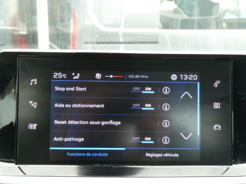 Photo 21 de l'offre de PEUGEOT 208 1.2 PureTech 100 BVM6 ACTIVE SC CarPlay à 16980€ chez Mérignac auto