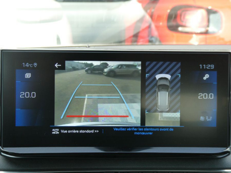 Photo 11 de l'offre de PEUGEOT 3008 II (2) 1.2 PureTech 130 EAT8 ALLURE PACK Toit Noir à 33450€ chez Mérignac auto
