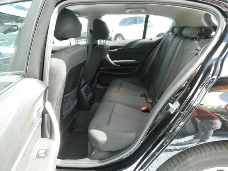 Photo 14 de l'offre de BMW SERIE 1 (F20) 118iA 136 BVA8 PACK Clim Auto Bluetooth à 21950€ chez Mérignac auto