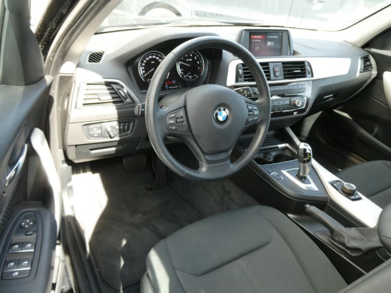 Photo 12 de l'offre de BMW SERIE 1 (F20) 118iA 136 BVA8 PACK Clim Auto Bluetooth à 21950€ chez Mérignac auto