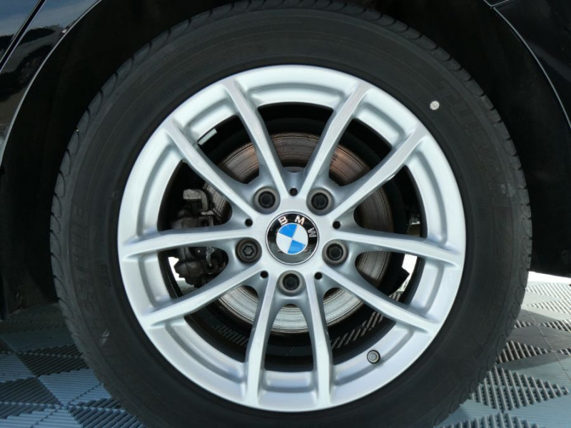 Photo 33 de l'offre de BMW SERIE 1 (F20) 118iA 136 BVA8 PACK Clim Auto Bluetooth à 21950€ chez Mérignac auto