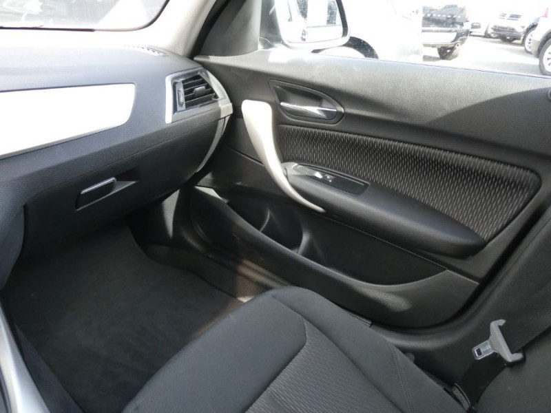 Photo 31 de l'offre de BMW SERIE 1 (F20) 118iA 136 BVA8 PACK Clim Auto Bluetooth à 21950€ chez Mérignac auto