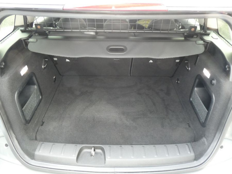 Photo 15 de l'offre de MINI CLUBMAN III ONE D 115 BVM6 JA17 Key Less Privacy Glass à 18250€ chez Mérignac auto
