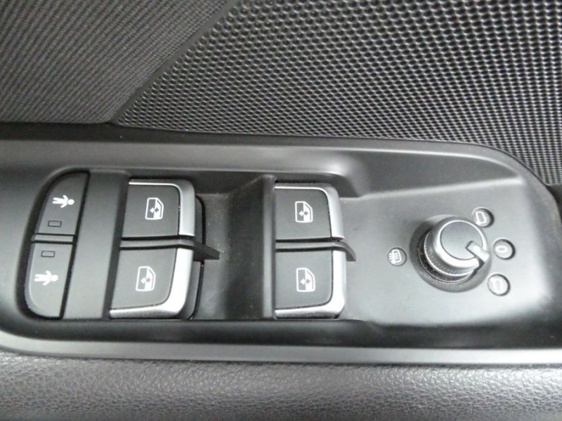 Photo 34 de l'offre de AUDI A3 SPORTBACK 35 TFSI 150 S tronic Pack S LINE Ext. JA18 Key Less à 26900€ chez Mérignac auto