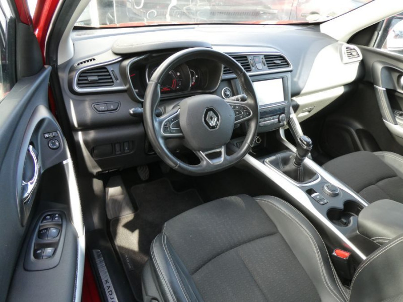 Photo 13 de l'offre de RENAULT KADJAR 1.6 DCI 130 BVM6 4WD INTENS TOIT Pano Attel. à 15450€ chez Mérignac auto