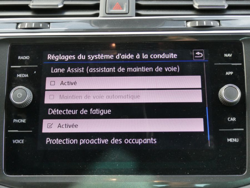 Photo 30 de l'offre de VOLKSWAGEN TIGUAN II 1.4 TSI 150 BVM6 SOUND GPS ACC à 25650€ chez Mérignac auto