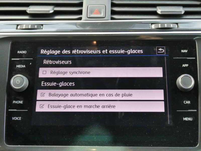 Photo 31 de l'offre de VOLKSWAGEN TIGUAN II 1.4 TSI 150 BVM6 SOUND GPS ACC à 25650€ chez Mérignac auto