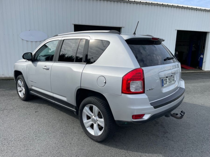 Photo 4 de l'offre de JEEP COMPASS 2.2 CRD 163 BVM6 4WD LIMITED Attel. à 12950€ chez Mérignac auto