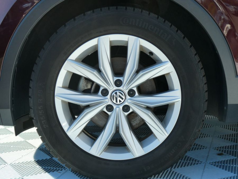 Photo 41 de l'offre de VOLKSWAGEN TIGUAN II 2.0 TDI 150 DSG7 2WD SOUND GPS ACC JA18 Attel à 26450€ chez Mérignac auto
