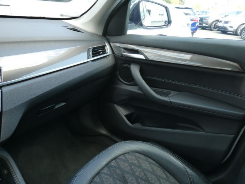 Photo 36 de l'offre de BMW X1 (F48) SDRIVE 18DA 150 BVA8 X LINE Camera Hayon EL. à 26450€ chez Mérignac auto