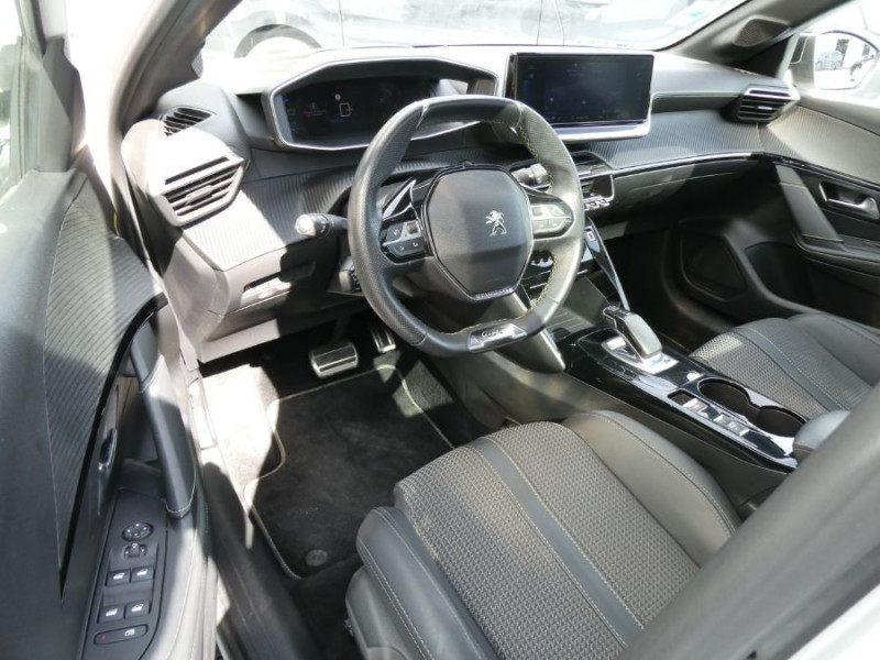 Photo 14 de l'offre de PEUGEOT 208 II ELECTRIQUE 136 GT TOIT Pano à 25950€ chez Mérignac auto