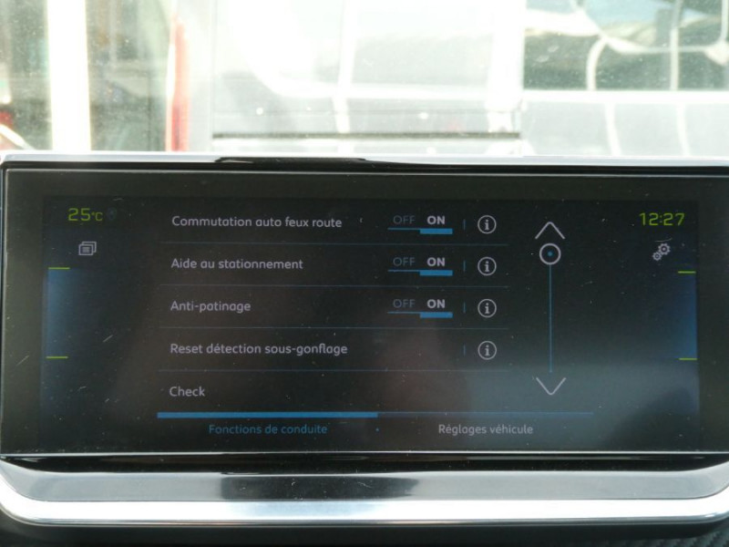 Photo 19 de l'offre de PEUGEOT 208 II ELECTRIQUE 136 GT TOIT Pano à 25950€ chez Mérignac auto