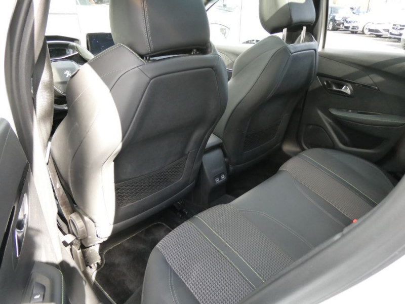 Photo 37 de l'offre de PEUGEOT 208 II ELECTRIQUE 136 GT TOIT Pano à 25950€ chez Mérignac auto