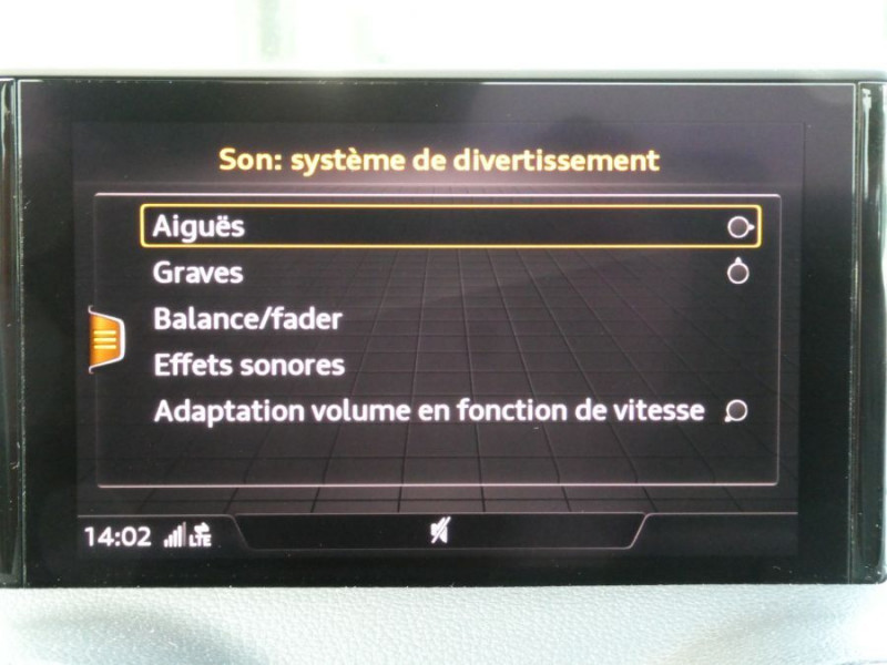 Photo 19 de l'offre de AUDI Q2 30 TFSI 116 BVM6 SPORT GPS JA17 LED SC à 24480€ chez Mérignac auto