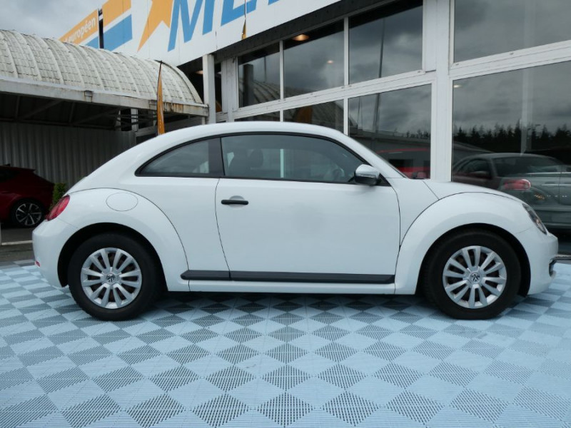 Photo 8 de l'offre de VOLKSWAGEN COCCINELLE 1.2 TSI 105 BVM6 CLIM Régul à 13750€ chez Mérignac auto
