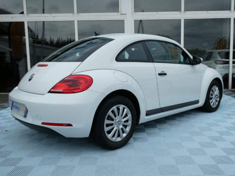 Photo 3 de l'offre de VOLKSWAGEN COCCINELLE 1.2 TSI 105 BVM6 CLIM Régul à 13750€ chez Mérignac auto
