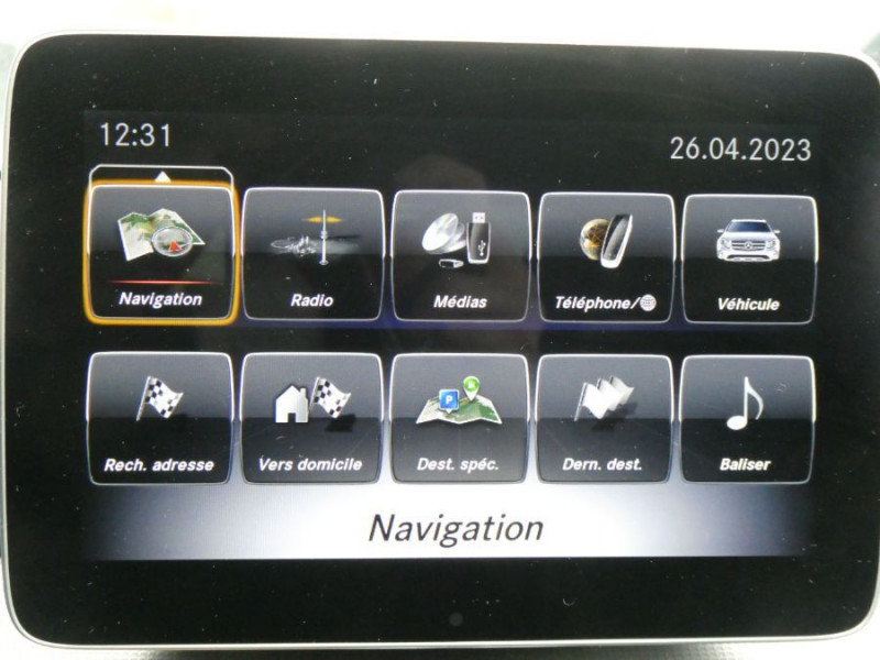 Photo 19 de l'offre de MERCEDES-BENZ GLA 200 156cv BVM6 URBAN TOIT Pano Camera LED JA18 à 26490€ chez Mérignac auto