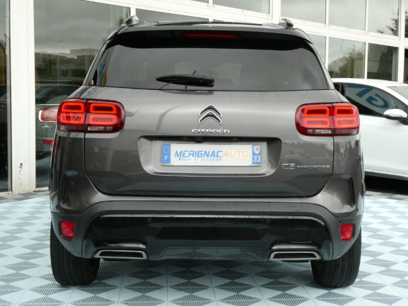 Photo 10 de l'offre de CITROEN C5 AIRCROSS 1.6 Puretech 180 EAT8 SHINE TOE Hayon EL. Camera 360° JA19 à 29450€ chez Mérignac auto