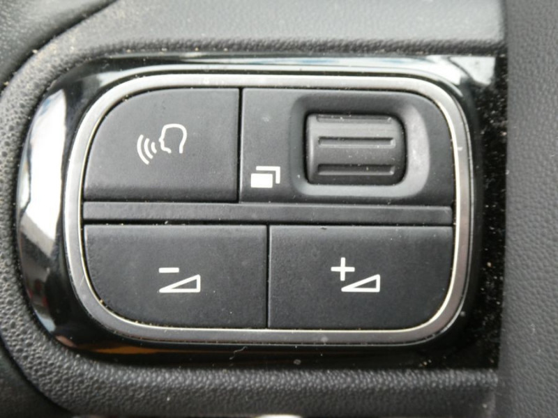 Photo 34 de l'offre de CITROEN C5 AIRCROSS 1.6 Puretech 180 EAT8 SHINE TOE Hayon EL. Camera 360° JA19 à 29450€ chez Mérignac auto
