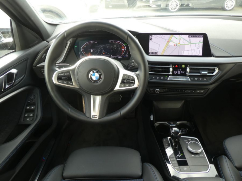 Photo 12 de l'offre de BMW SERIE 1 (F40) 118DA 150 BVA8 M SPORT Cockpit GPS Pro. Privacy Glass Gtie 02/24 à 32890€ chez Mérignac auto