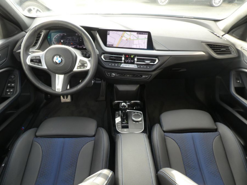 Photo 4 de l'offre de BMW SERIE 1 (F40) 118DA 150 BVA8 M SPORT Cockpit GPS Pro. Privacy Glass Gtie 02/24 à 32890€ chez Mérignac auto