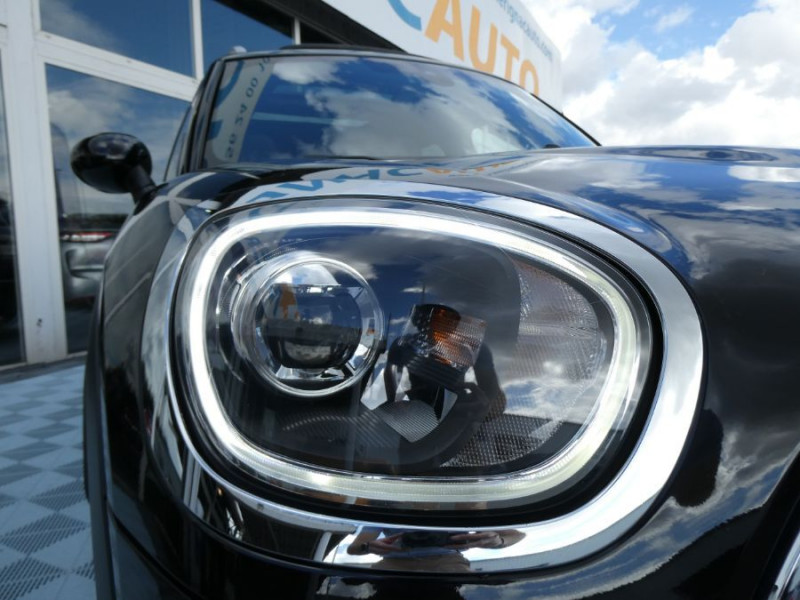 Photo 44 de l'offre de MINI COUNTRYMAN (F60) 1.5i 136 BVA COOPER Camera TOIT Ouvrant Hayon EL. Hifi ... à 25690€ chez Mérignac auto