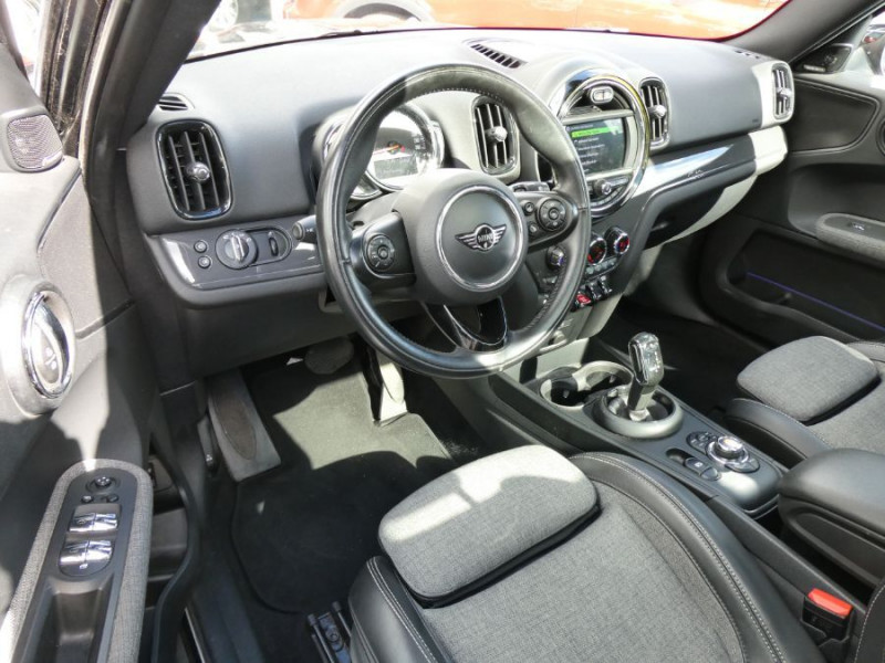 Photo 16 de l'offre de MINI COUNTRYMAN (F60) 1.5i 136 BVA COOPER Camera TOIT Ouvrant Hayon EL. Hifi ... à 25690€ chez Mérignac auto