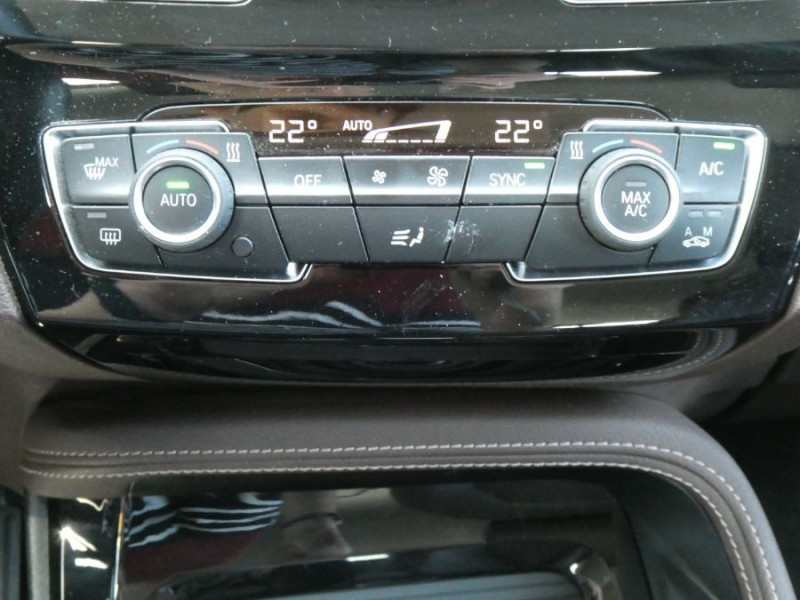 Photo 20 de l'offre de BMW X1 (F48) SDRIVE 18iA 136 BVA X LINE Full CUIR JA18 Hayon elect. à 26450€ chez Mérignac auto