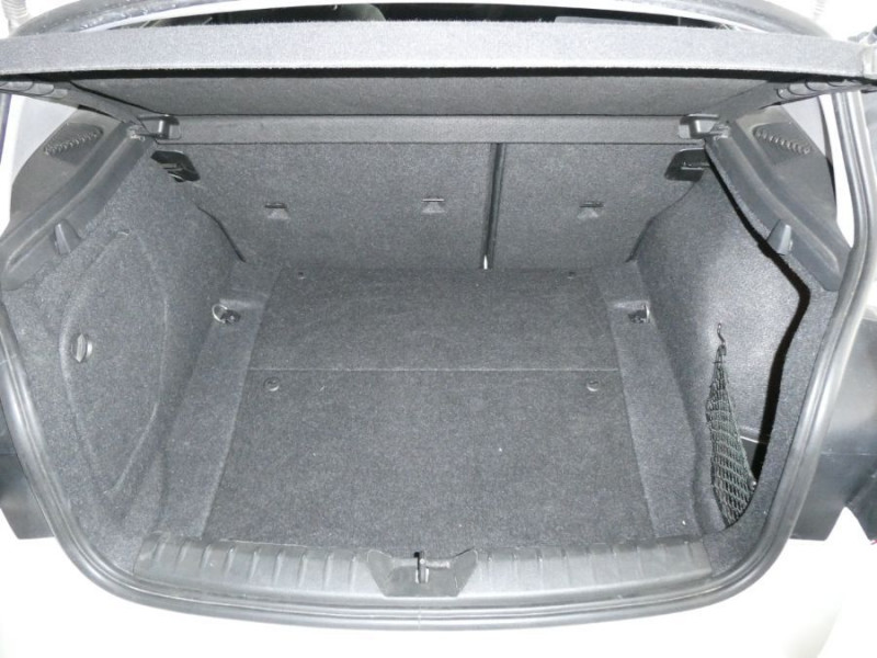 Photo 16 de l'offre de BMW SERIE 1 (F20) 118i 136 BVM6 PACK GPS JA17 Radars Volant M à 20950€ chez Mérignac auto