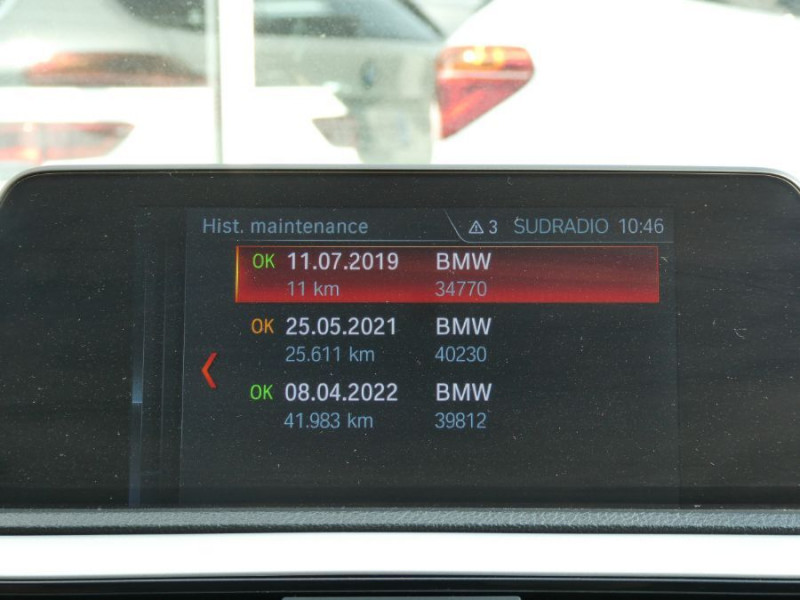 Photo 20 de l'offre de BMW SERIE 1 (F20) 118i 136 BVM6 PACK GPS JA17 Radars Volant M à 20950€ chez Mérignac auto