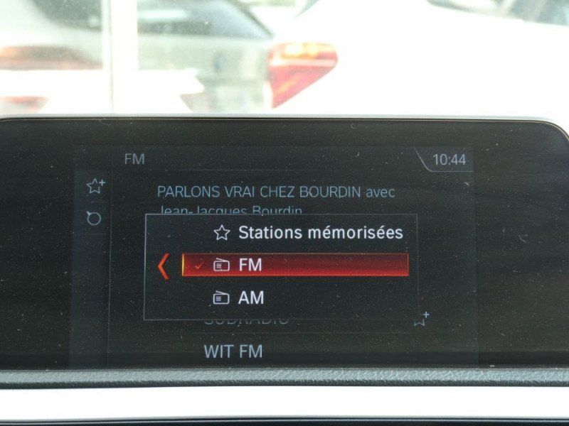 Photo 18 de l'offre de BMW SERIE 1 (F20) 118i 136 BVM6 PACK GPS JA17 Radars Volant M à 19980€ chez Mérignac auto