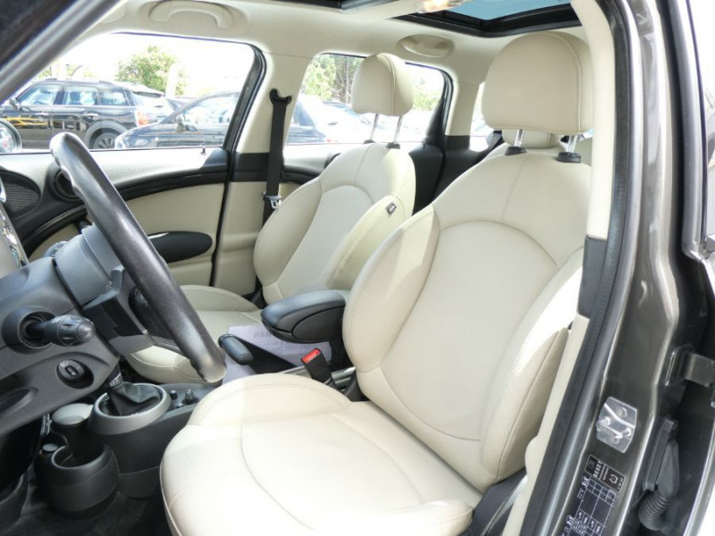 Photo 5 de l'offre de MINI COUNTRYMAN 1.6 184 COOPER S BVA CUIR GPS TOIT Ouv. à 14500€ chez Mérignac auto