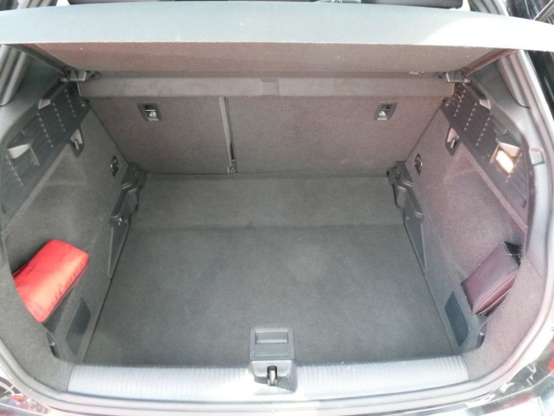Photo 18 de l'offre de AUDI Q2 2.0 TDI 150 S Tronic QUATTRO Full LED à 25950€ chez Mérignac auto