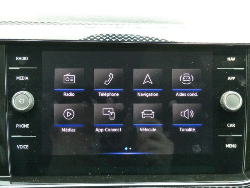 Photo 6 de l'offre de VOLKSWAGEN TAIGO 1.0 TSI 110 BVA7 PACK GPS CLIM Auto SC Privacy Glass à 25450€ chez Mérignac auto