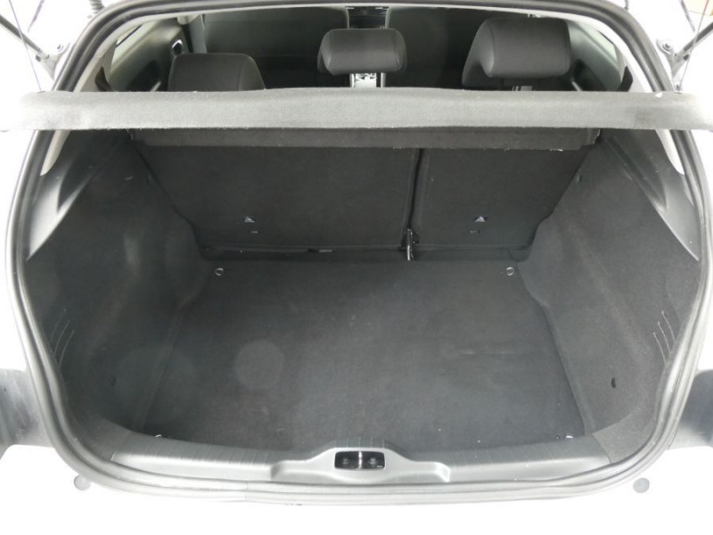 Photo 16 de l'offre de CITROEN C4 CACTUS 1.2 PureTech 110 BVM6 ORIGINS JA17 SC CarPlay à 16950€ chez Mérignac auto