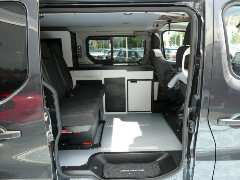 Photo 16 de l'offre de RENAULT TRAFIC VAN ANTILOPE VAN Aménagé FLEX5 2.0 DCi 150 EDC Ph.3 L1 GD CFT à 65450€ chez Mérignac auto
