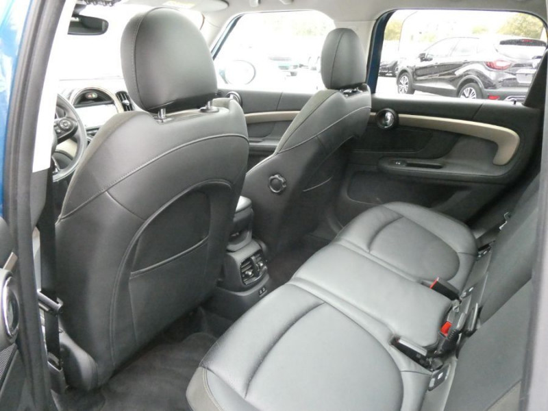 Photo 44 de l'offre de MINI COUNTRYMAN (F60) HYBRID ELECT. ALL4 224cv BVA6 COOPER SE TOE Camera HUD JA18 à 28450€ chez Mérignac auto