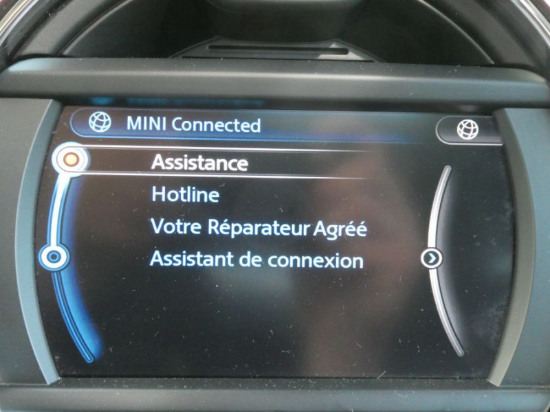 Photo 22 de l'offre de MINI COUNTRYMAN (F60) 1.5i 136 BVA COOPER TOIT Ouv. GPS Key Less 1ère Main à 22890€ chez Mérignac auto