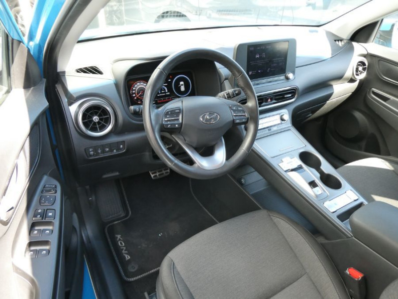 Photo 16 de l'offre de HYUNDAI KONA 64kWh ELECTRIC 204 INTUITIVE Phase 2 1ère Main à 25490€ chez Mérignac auto